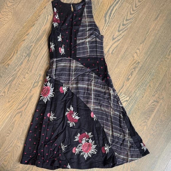 Maeve Dresses & Skirts - Maeve Black and Red Floral Plaid Midi Dress